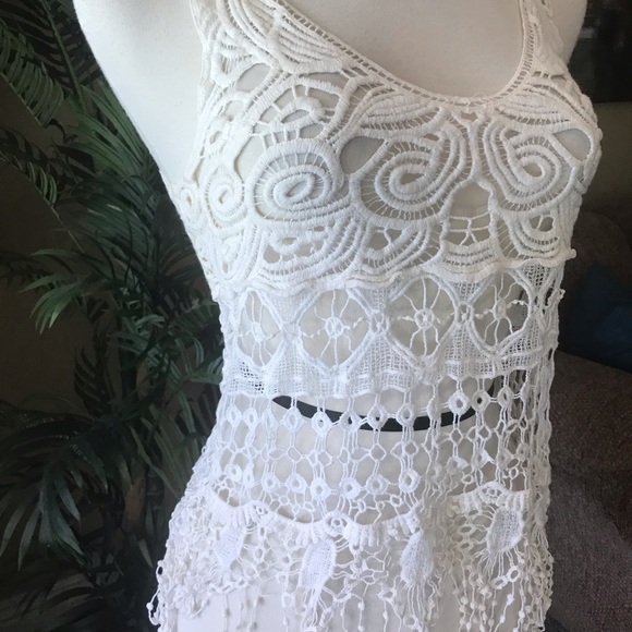 New with tags White sleeveless boho top - Picture 3 of 5